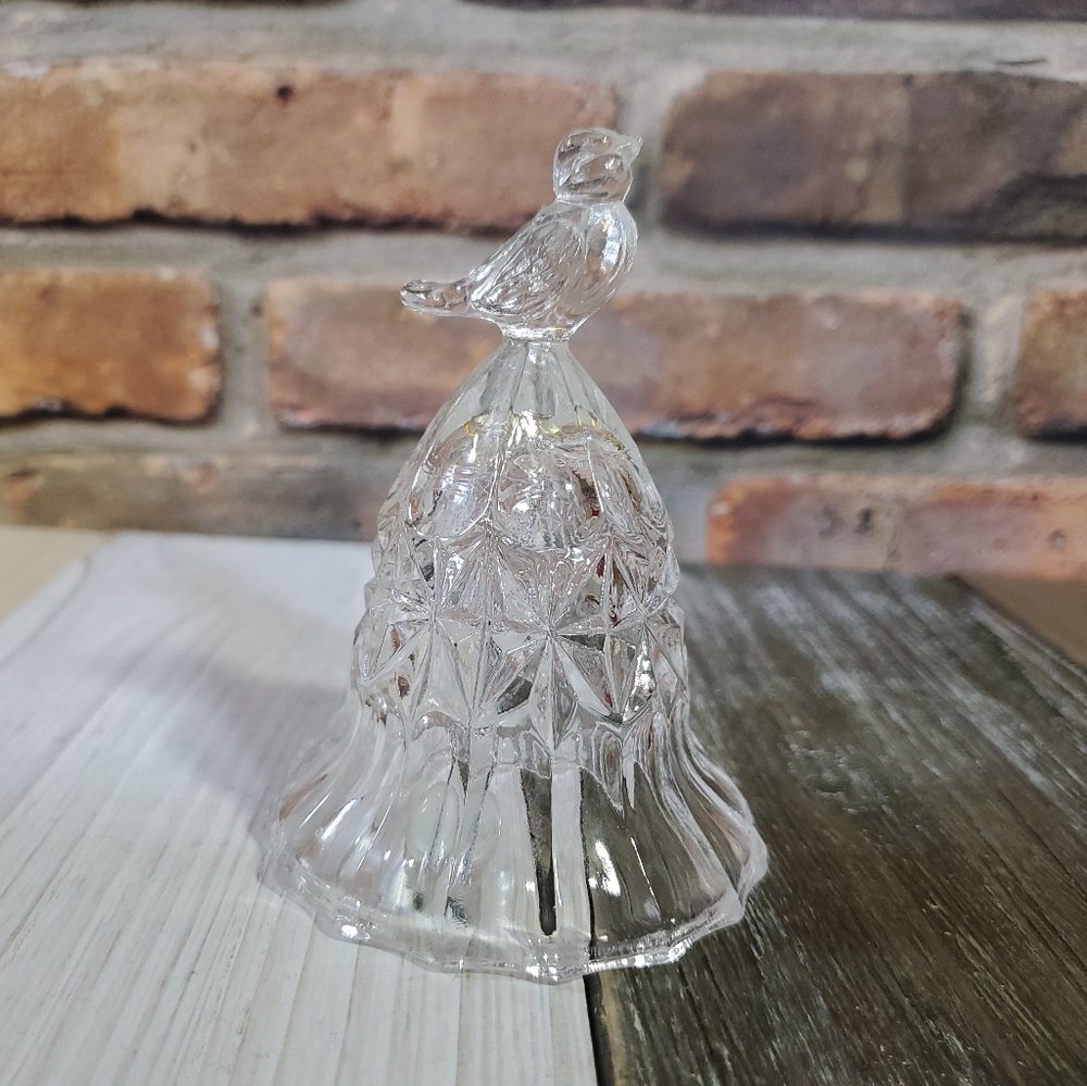 4" Clear Cut Glass Bell Perched Bird